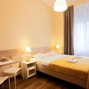  Vendégház East Station Deluxe Magyarország